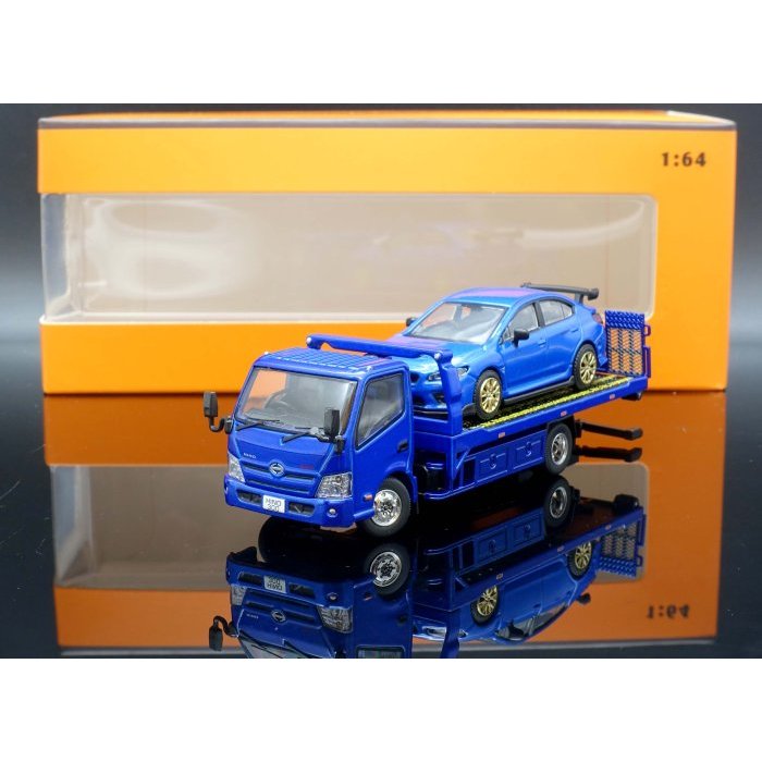 【MASH】現貨特價 GCD 1/64 HINO 300 Series 藍 拖板車 落地式 運輸車(不含小車)
