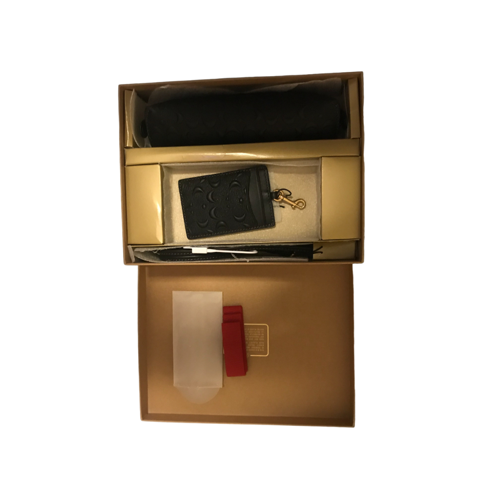 COACH-浮雕證件套禮盒-41739黑