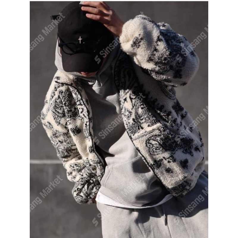 PS Korea | 韓國🇰🇷ins x unisex保暖穿搭腰果花變形蟲立領羊羔毛外套 潮流 修飾 寬鬆 連線款