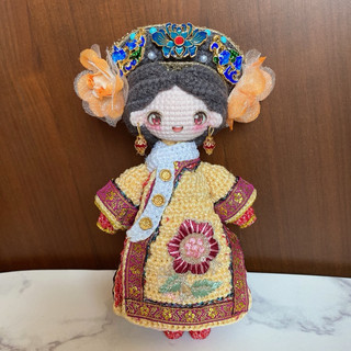 現貨 全新 清朝嬪妃 皇貴妃 國風娃 手工鉤織成品 重工手作古風人偶 刺繡衣裙 滿族服飾 東方美人 華美古裝 後宮甄嬛傳