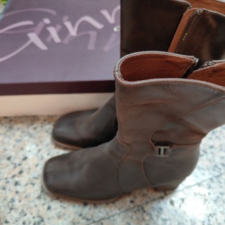 二手Ginny Ginny義大利製皮革馬靴粗跟方頭拉鍊