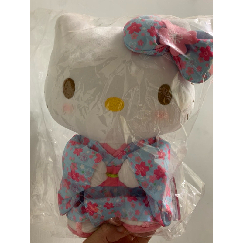 ★愛蜜莉日本代購★🛍現貨🛍日本正版 Hello Kitty 毛絨玩具 M 淺藍色 櫻花 和服 娃娃