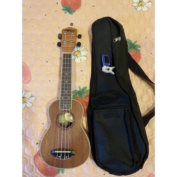 阿信的Neo ukulee烏克麗麗 有背袋有調音器 9.9成新
