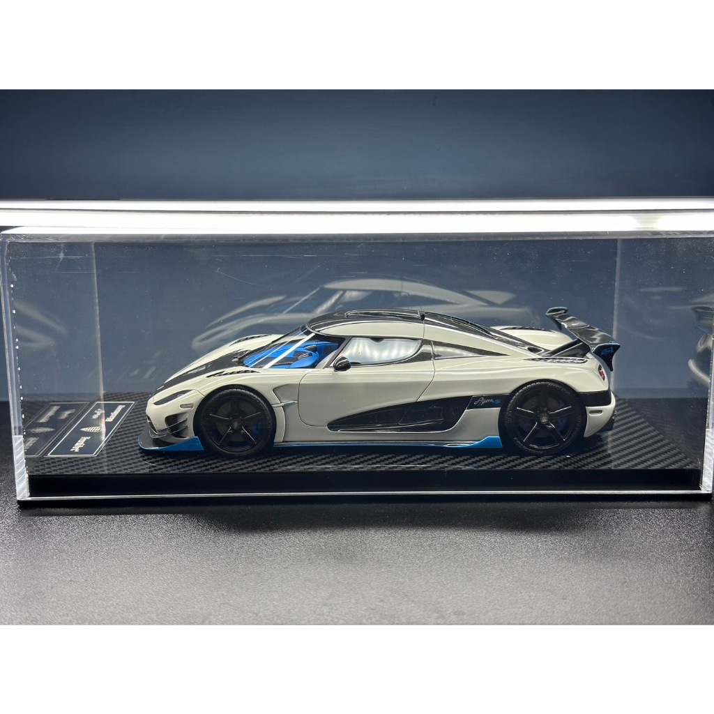 1/18 FrontiArt Koenigsegg Agera RS1