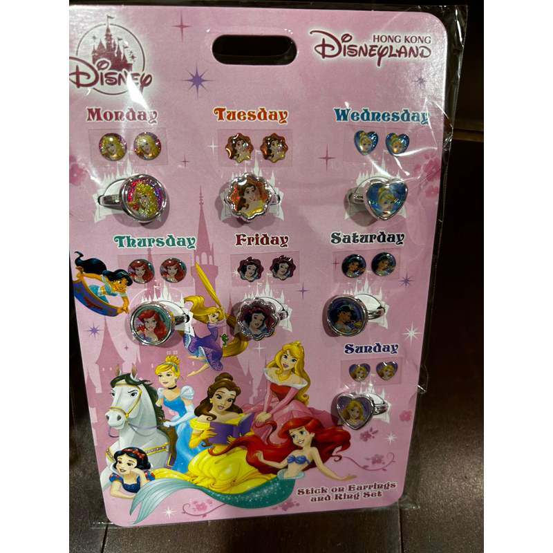 迪士尼公主系列&amp;冰雪奇緣 人物耳貼跟戒指 香港機場迪士尼專賣店購入 全新