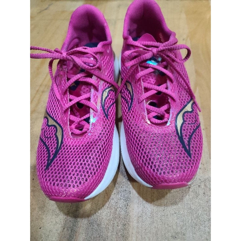 SAUCONY 男路跑鞋 ENDORPHIN PRO 3