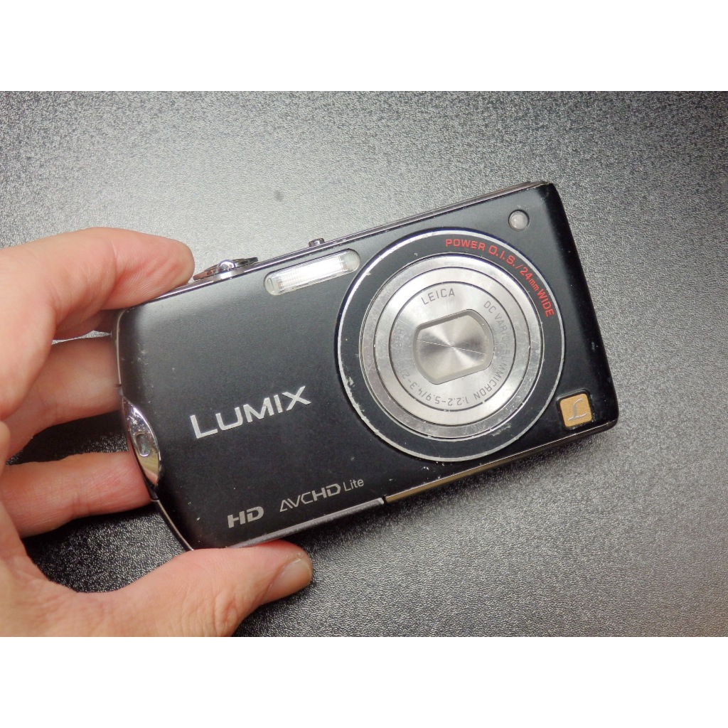 &lt;&lt;老數位相機&gt;&gt;PANASONIC LUMIX DMC-FX70 (OIS防手震 / CCD相機 /超廣角鏡頭/黑)