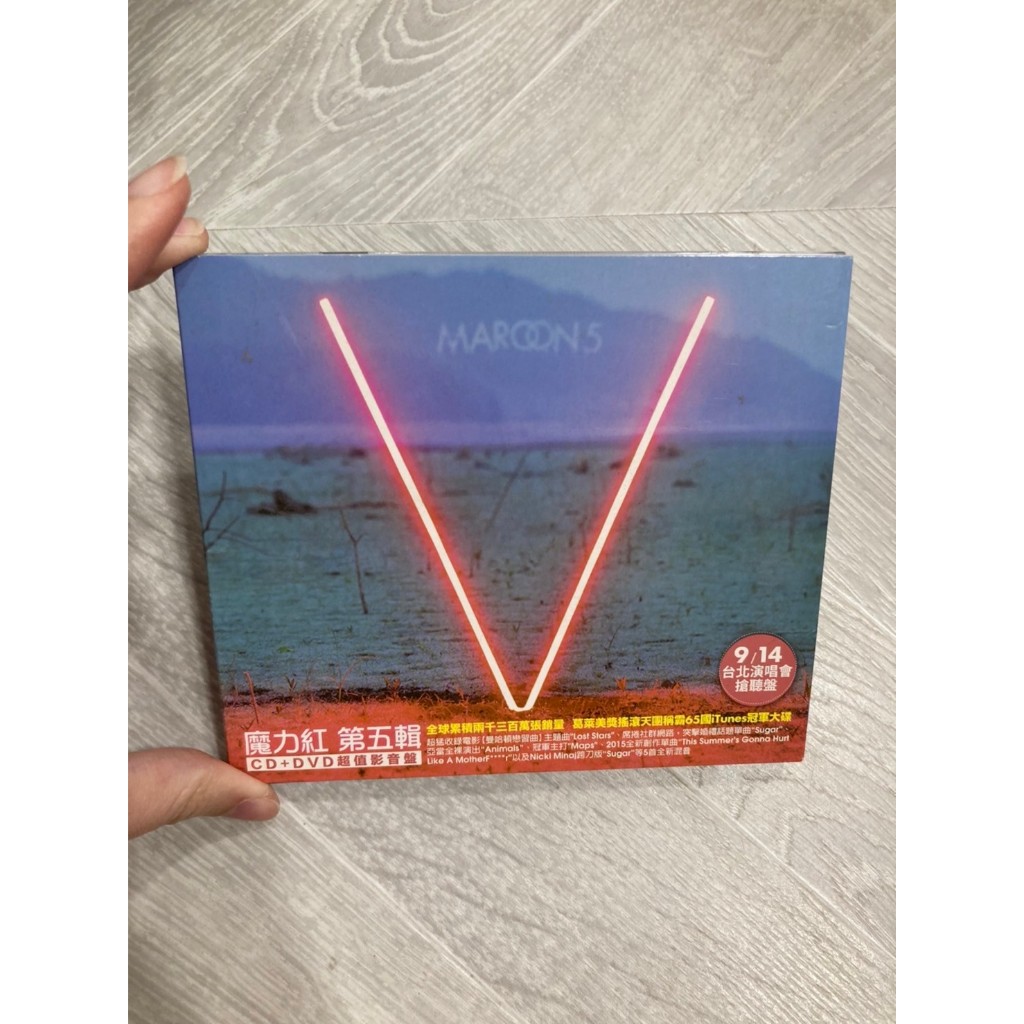 9.9新二手CD MM前 魔力紅第五輯 MAROON 5 V