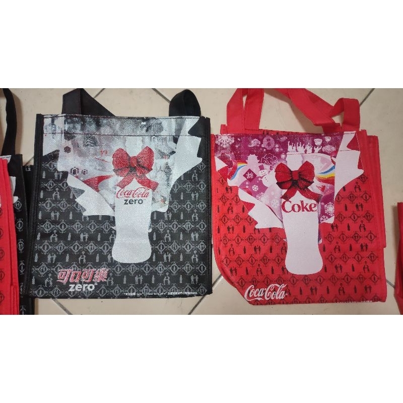 YUMO家 可口可樂 聖誕節購物袋 2款合售  黑/紅