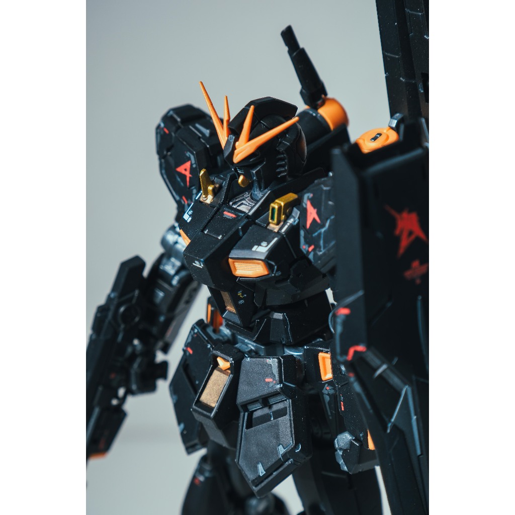 BANDAI 萬代 現貨 RG 1/144 #32 RX-93 V Gundam Nu鋼彈 牛鋼彈 改色完成品