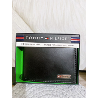 Tommy Hilfiger 男用皮夾 短夾 零錢袋 黑色鐵牌LOGO皮革 禮盒