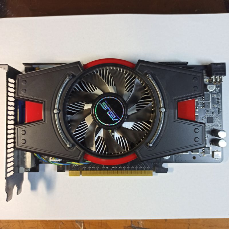 ASUS 華碩 ENGTX550 Ti /DI/1GD5 顯示卡
