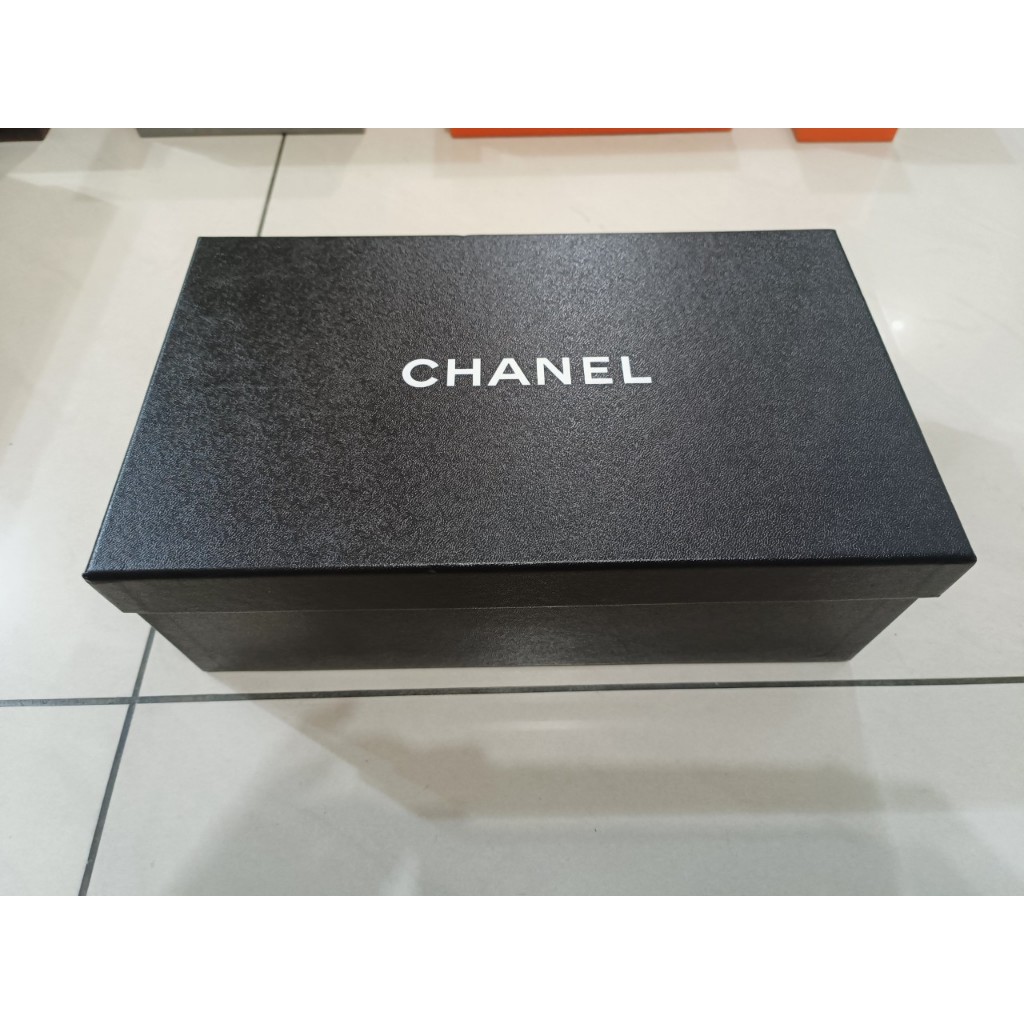 【二手衣櫃】專櫃正品 CHANEL 香奈兒 黑色鞋盒 30*18*10.5cm 紙盒紙箱 收納盒 禮品盒 禮物盒 防塵盒