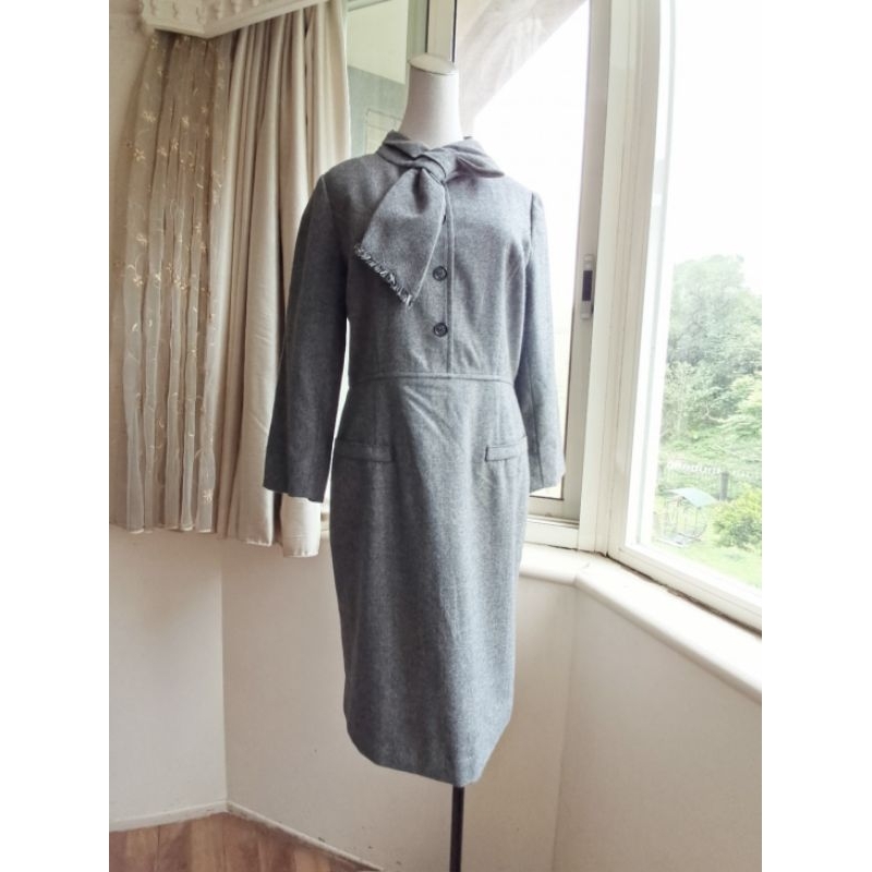 PERNG YUH 芃諭名品 深灰 羊毛 領結氣質洋裝