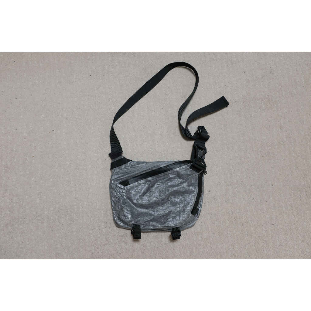 SEALSON CROSSBODY BAG 腰包 大力馬材質