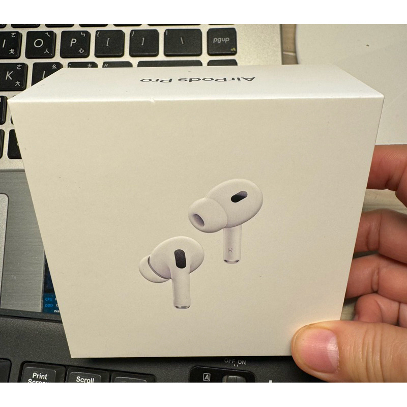 全新airpods pro2 （手機續約配件包轉賣）