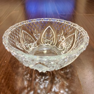 「 全新販售品 」馬來西亞 復古造型雕花水晶玻璃碗 甜湯碗 甜品碗 水果碗 沙拉碗 醬料碗 糖果碗 拍戲道具 復古擺飾。