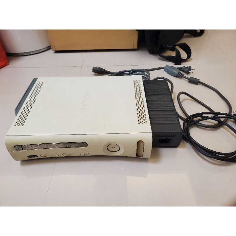 XBOX360 中古厚機(175W) 單主機已硬改可讀備份片