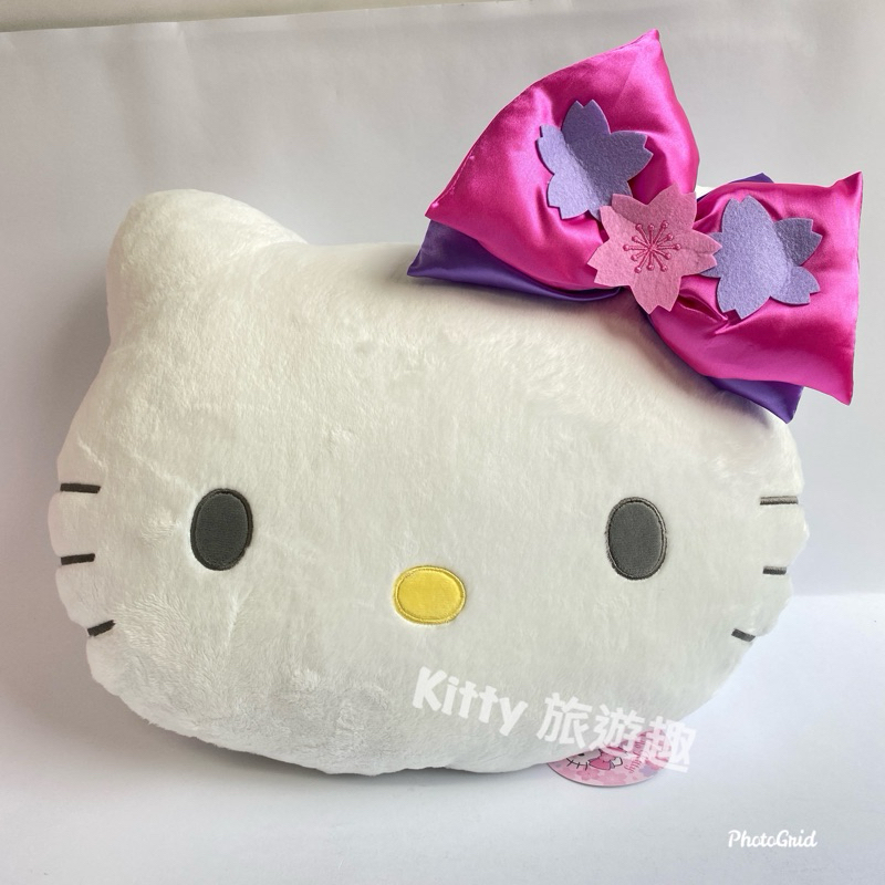 [Kitty 旅遊趣] Hello Kitty 靠墊 抱枕 沙發靠墊 凱蒂貓 櫻花 居家裝飾 擺飾