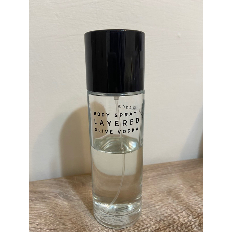 【二手現貨】日本Layered Fragrance Body Spray 100ML 香水 Olive vodka