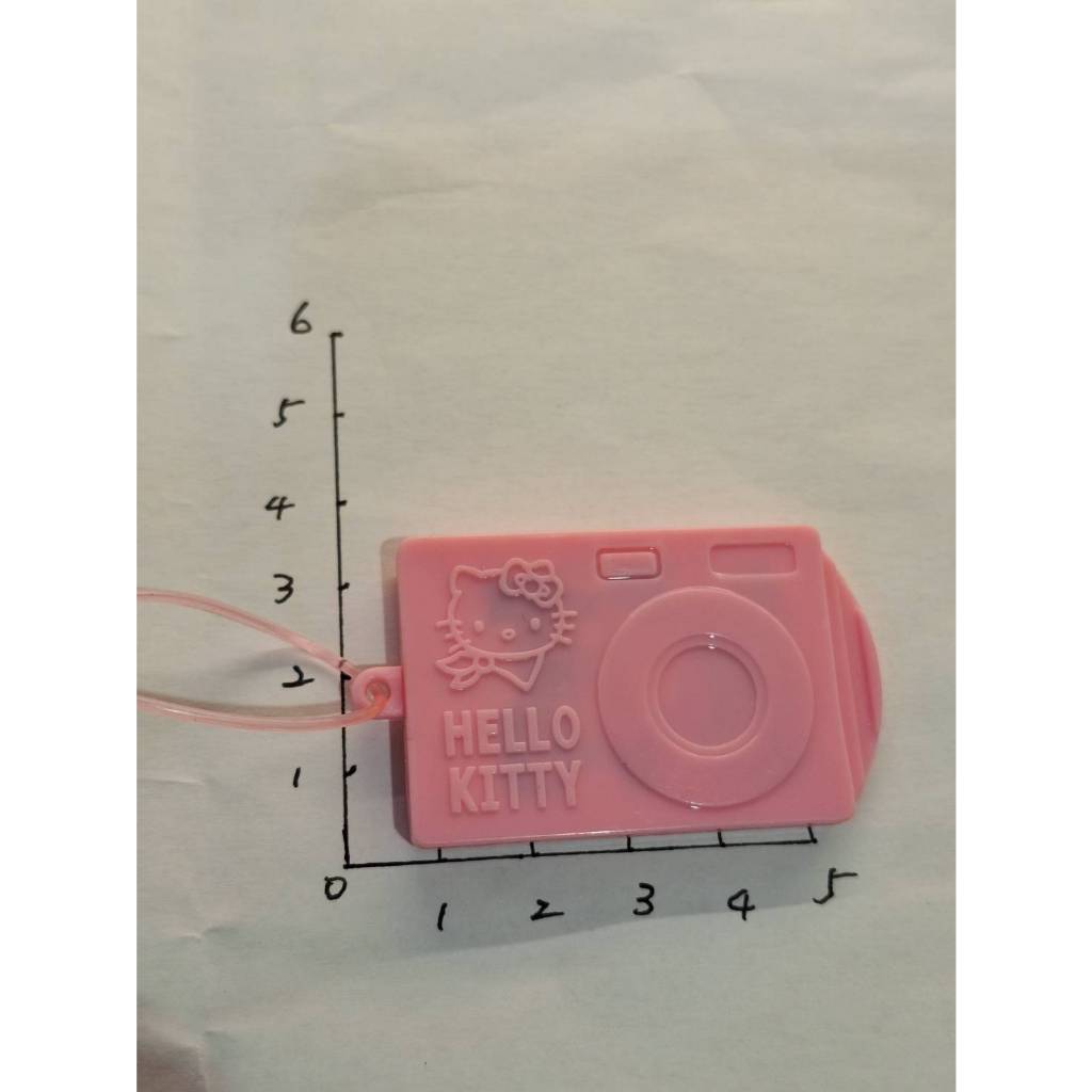 收藏 2007年 三麗鷗 Hello kitty 相機造型 裡面有小卡 卡片隨機  吊飾 小物 擺飾 單售