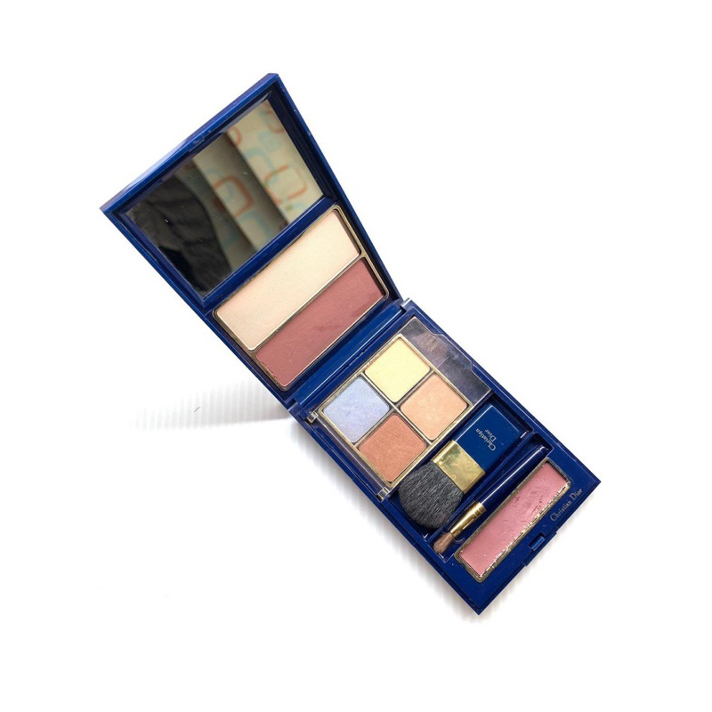 （過期品 ）二手Christian Dior 眼影口紅彩妝盒，售499元。