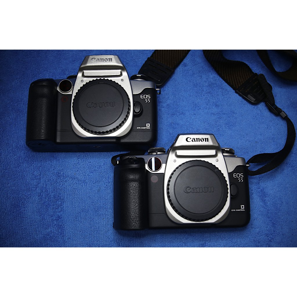 【Canon EF】EOS-55 底片相機，具有眼控自動對焦功能，再附電池手把，功能正常～