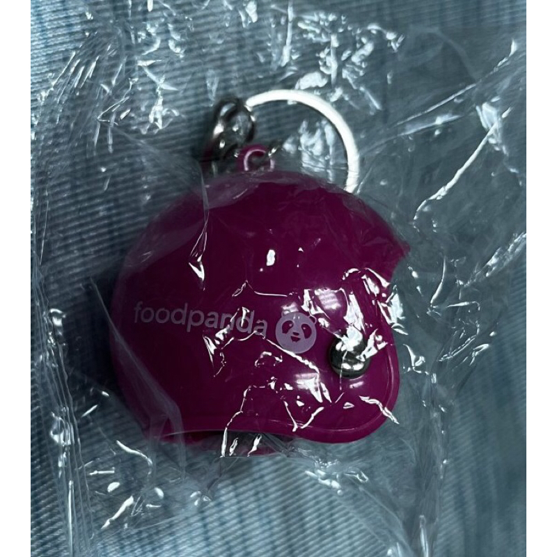 特價品 造型 外送員 熊貓 安全帽 鑰匙圈 飾品 鎖匙圈 送禮 玩偶 吊飾 趣味 懷舊 創意 桃紅色 可自取