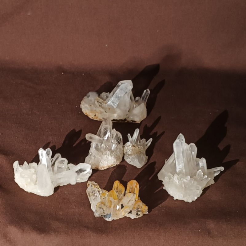 馬達加斯加 馬島 白水晶簇 白晶簇 芒果晶簇 共生 硫鐵 褐鐵礦