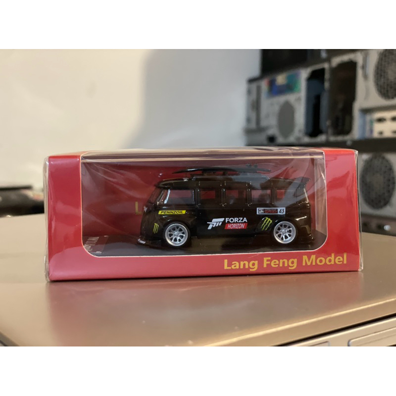 [CYC] LF&amp; BSC 1:64 福斯T1麵包車寬體鹿頭塗裝合金汽車模型收藏擺飾
