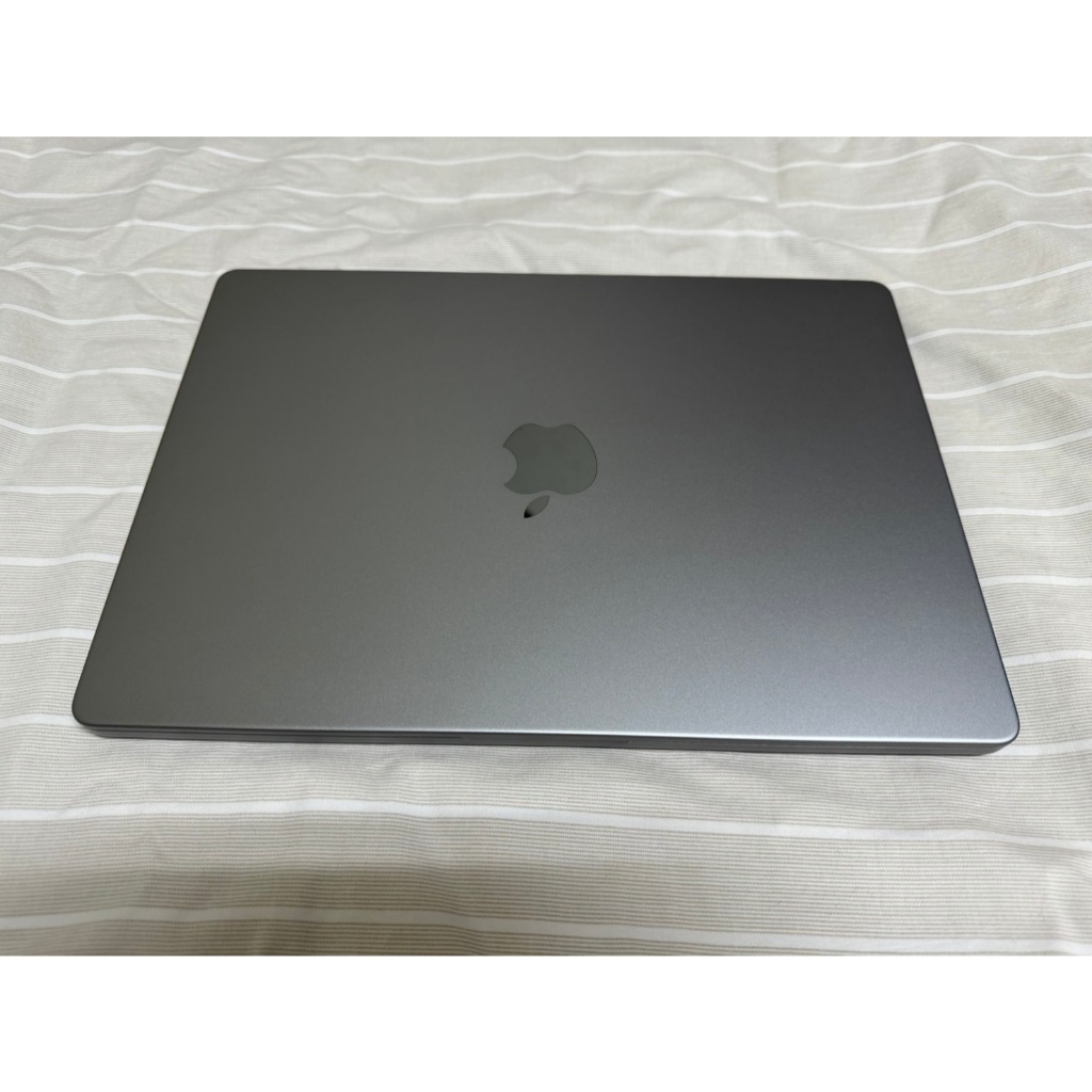 MacBook Pro14: M1 Max 10‑core CPU 24‑core GPU, 1TB SSD, 太空灰