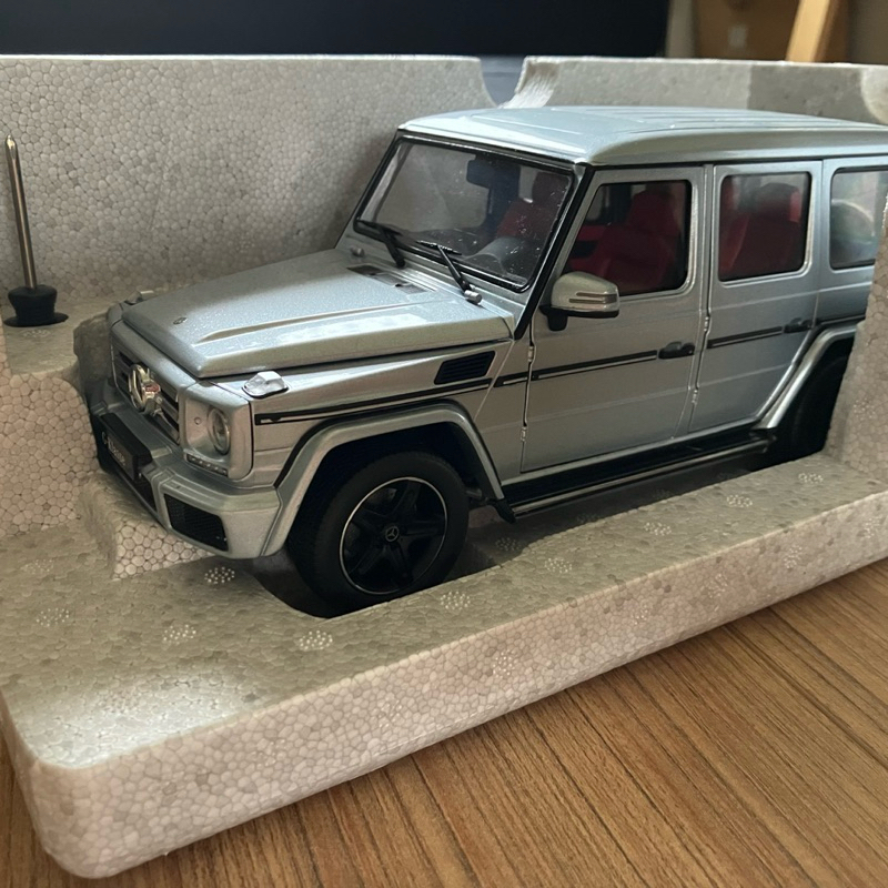  1/18 Mercedes Benz G class 原廠精品 汽車 模型 大G G63 G500