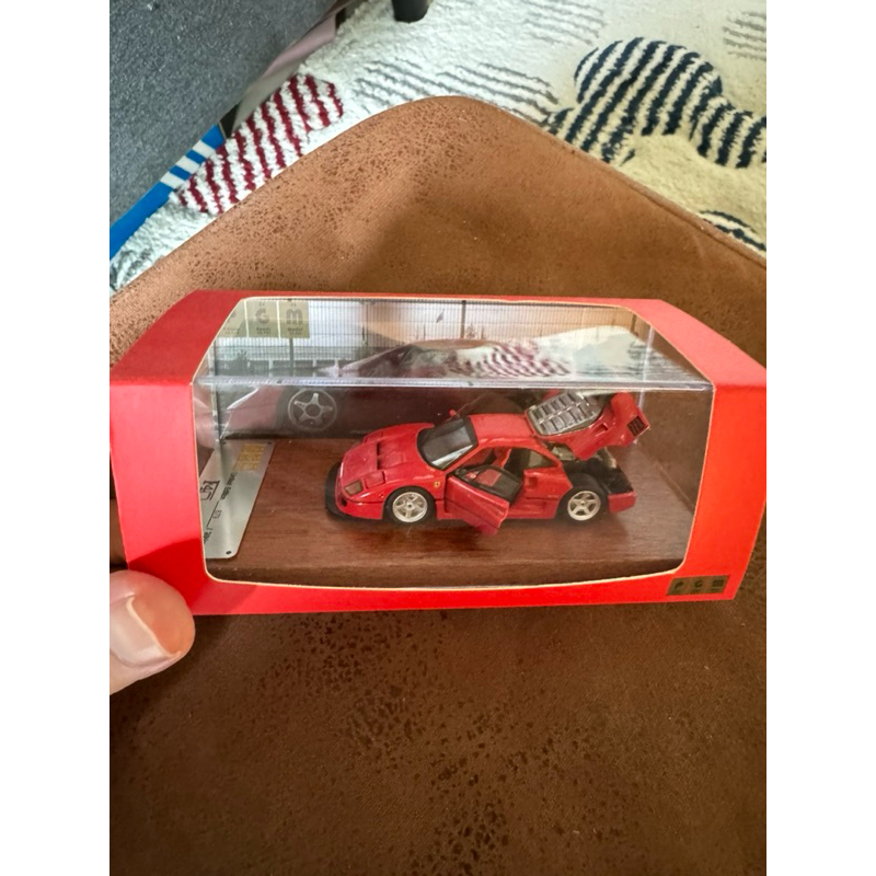 1/64 pgm ferrari f40 一般版