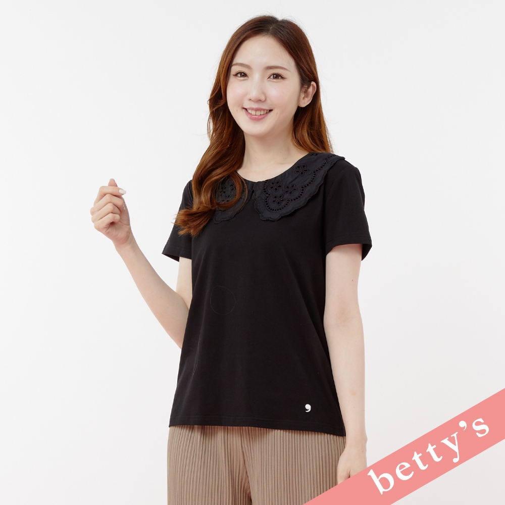 betty’s貝蒂思(31)可愛蕾絲雲朵桃領素色T-shirt(黑色)