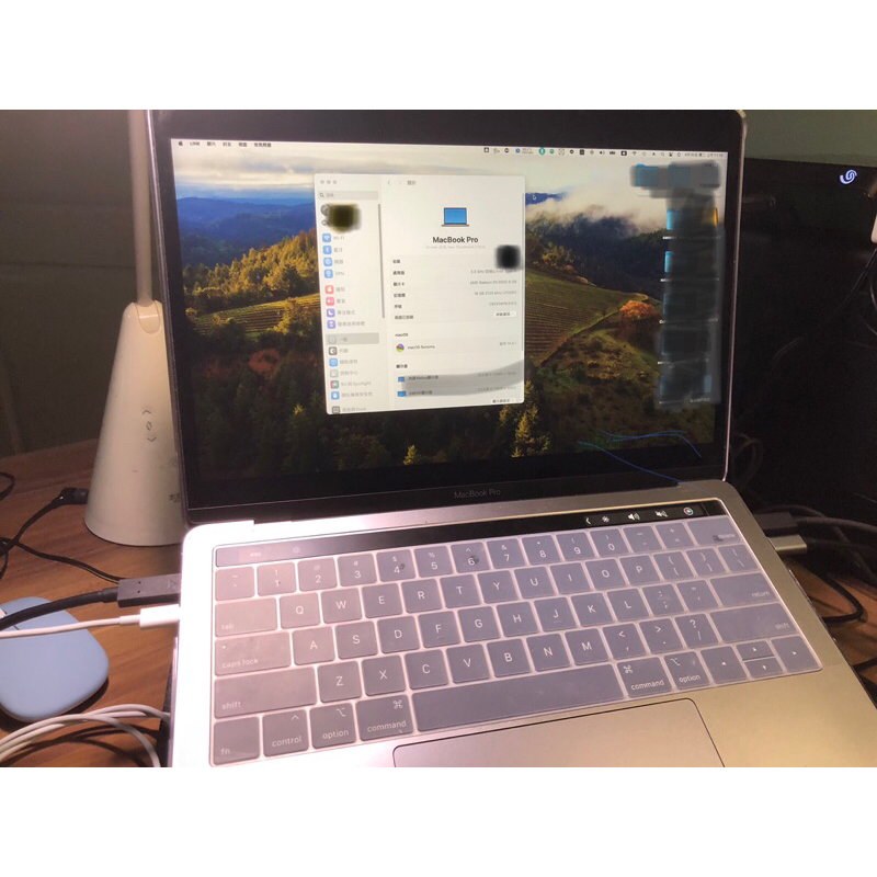 MacBook Pro 4thunderbolt Touch Bar 4核心 i5 2.3