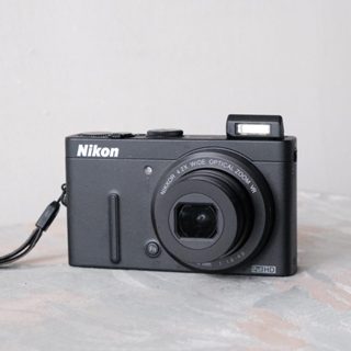 Nikon CoolPix P310 早期 CMOS 數位相機 (內建特殊濾鏡 F1.8大光圈 )