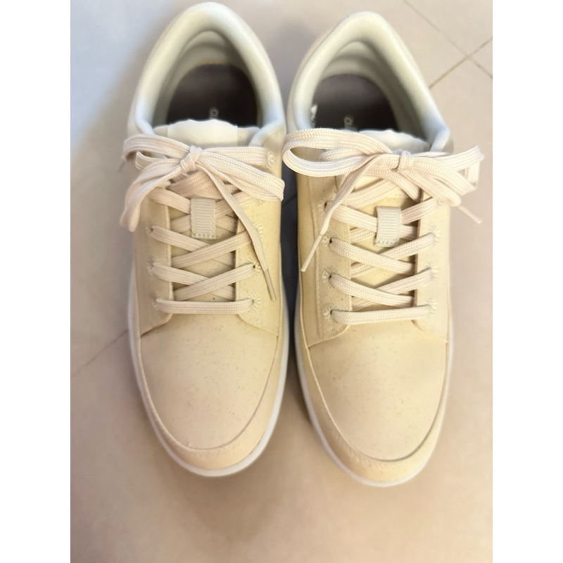 澳洲 Allbirds 米休閒鞋