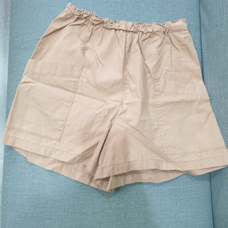 二手uniqlo 大女童短褲150cm 褲子偏淺橘色淺咖色卡色 鬆緊帶短褲