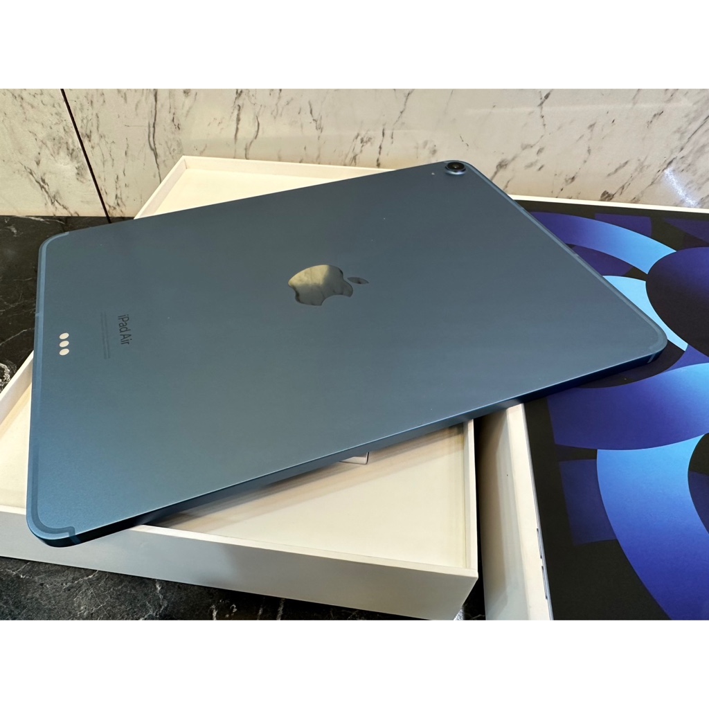 🏆店內平板展示品🏆🎈特價一台🎈💟ipad Air5 10.9吋 256G 藍色💟wifi版