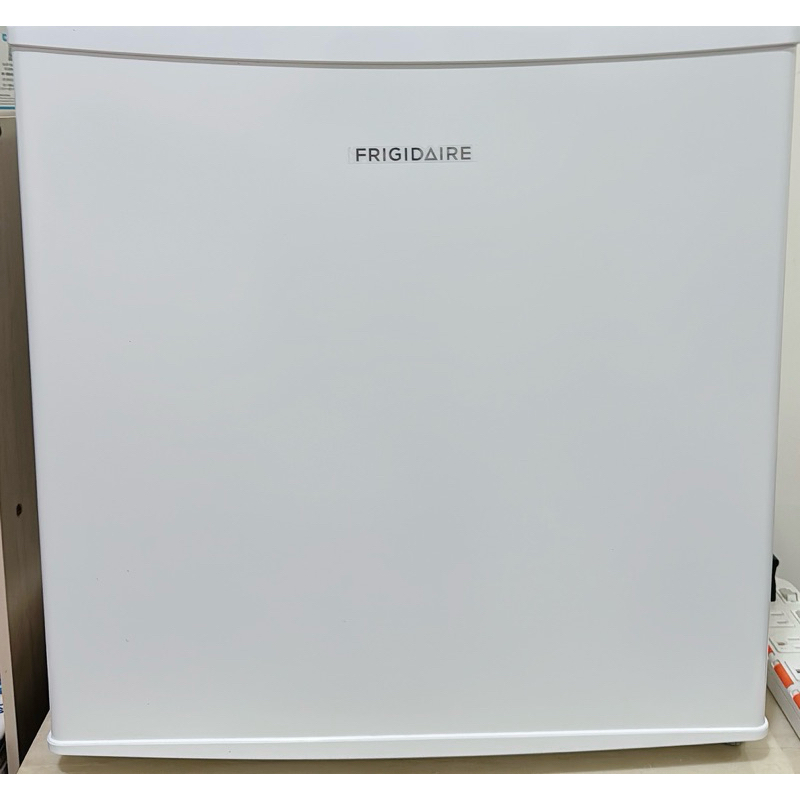 自取-二手自用九成新 2023/3購買 — 【Frigidaire 富及第】31L冷凍櫃