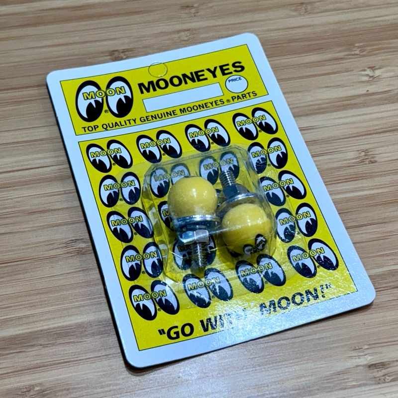 【OuiOui】 美國 MOONEYES 造型車牌螺絲 機車專用 黃色/黑色 現貨 售完不補貨