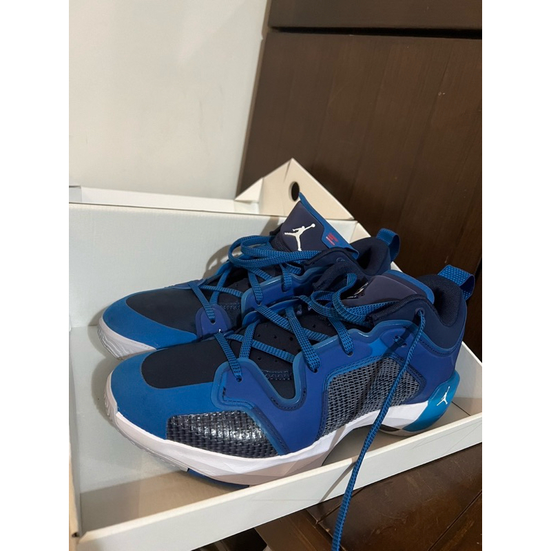 售 正版 Jordan XXXVII AJ 37 LOW 籃球鞋 藍色 US11