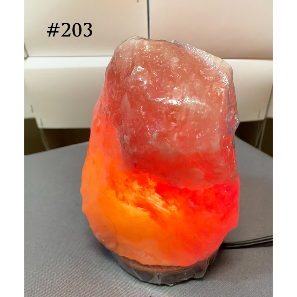 【喜馬拉雅玫瑰鹽燈】鹽晶燈出清大特價 #203 巴基斯坦 鹽燈 自然形2.0公斤 展示品 玫瑰岩鹽 就是照片影片這一顆