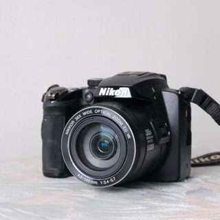 Nikon CoolPix P500 早期 類單眼 CMOS 數位相機(大廣角 36倍變焦 90度翻轉螢幕)