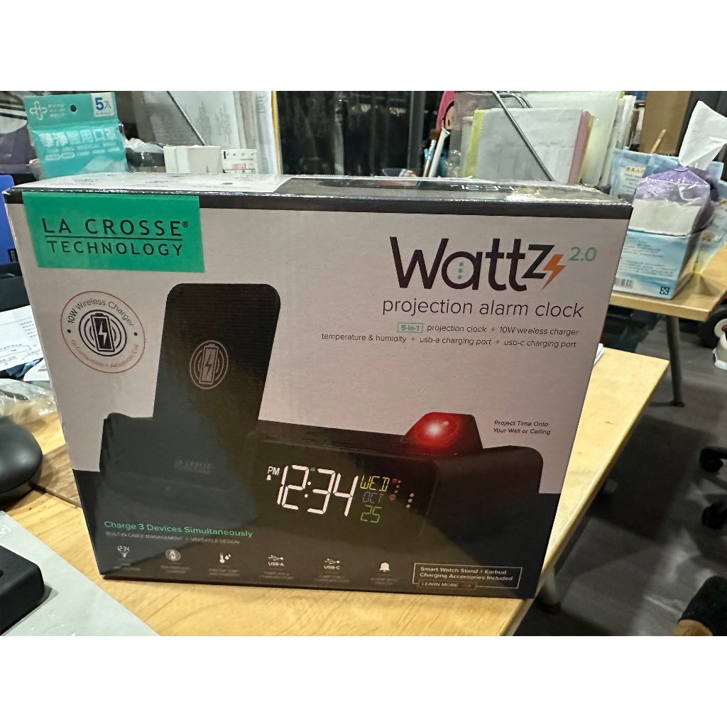 ↖有購便宜↘ La Crosse Wattz 2.0 多功能無線充電投影鬧鐘，特價$899