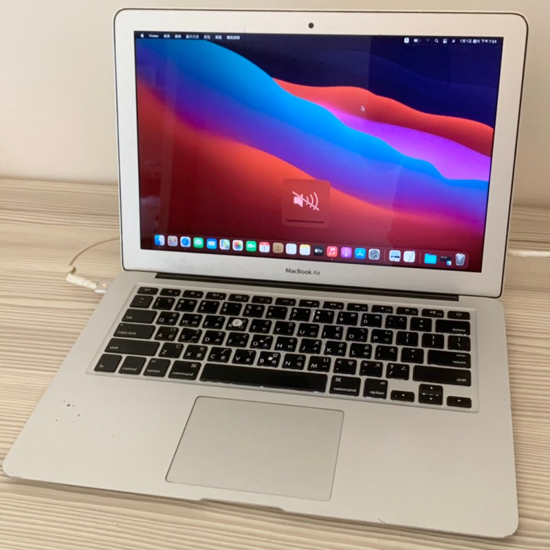 MacBook Air 2014年初 4g/250g 二手筆電 小瑕疵