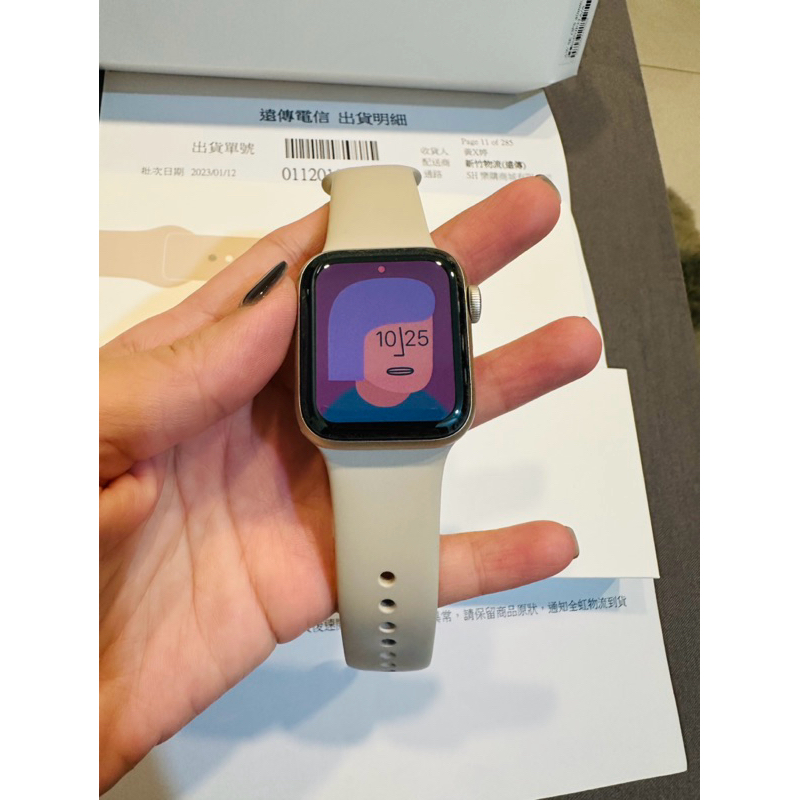[二手] 9成新Apple Watch SE 第 2 代 GPS 40mm 已貼膜