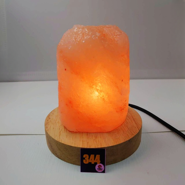 ¤ 臻藏館 ¤ [ NO.344 ] 形態優美 頂級玫瑰岩鹽 USB自然型鹽燈 喜馬拉雅山玫瑰岩鹽 自然型鹽燈