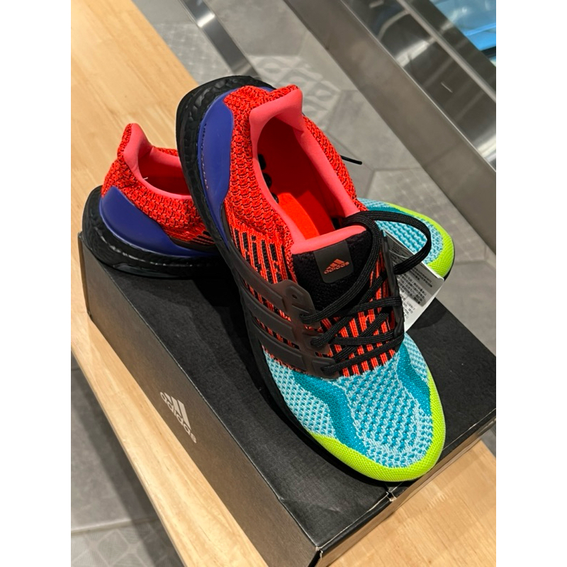 全新Adidas Ultra boost DNA 運動鞋慢跑鞋潮鞋休閒鞋黑色藍色綠色