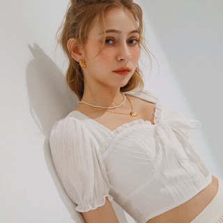 AIR SPACE 微透膚蕾絲綁帶澎袖上衣(白/杏) 女裝 現貨